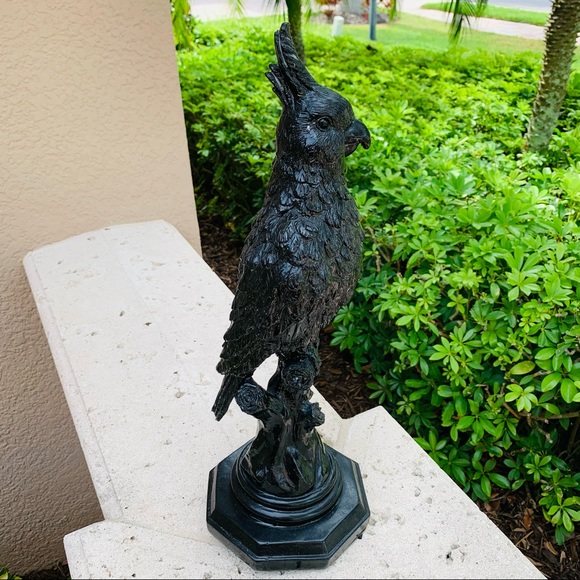 Cockatoo Parrot Bird Statue I Black Resin I Home Decor - Picture 6 of 10